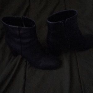 Ladies boots